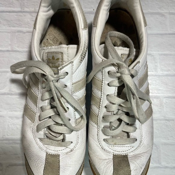 Adidas Vtg  Women\'s White and Gray Sneakers
